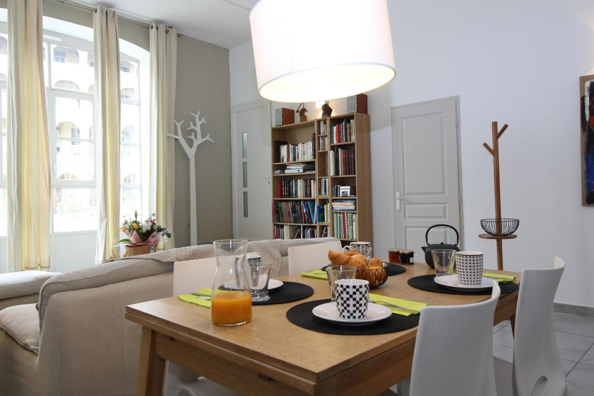 T3 Appartement Hypercentre Proche Commerce- Parking - 2 Chambres Wifi Gratuit Avignon Exterior photo
